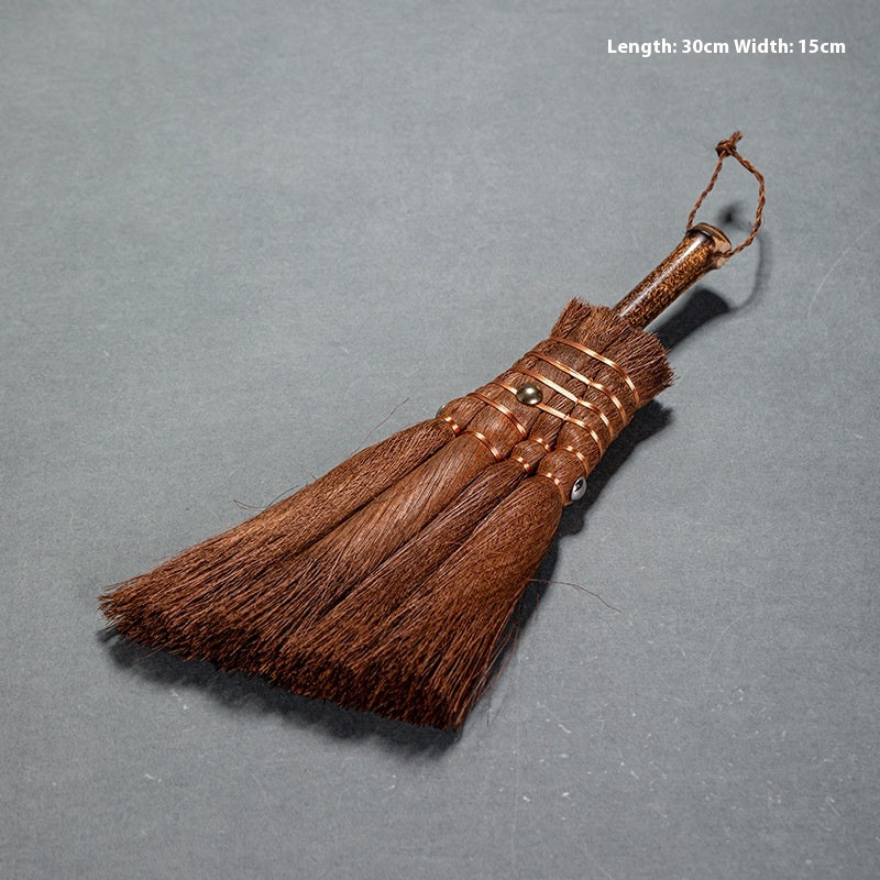 Brown Hair Tea Set Brush