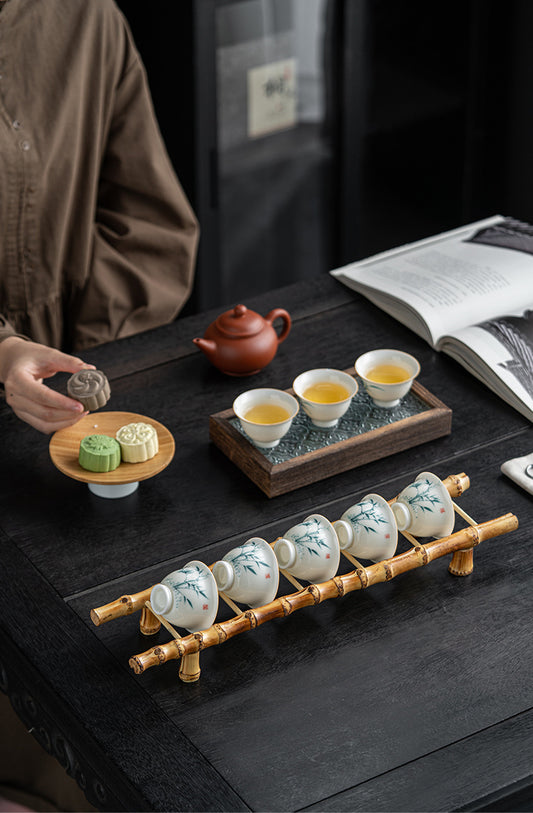 Bamboo Whip Tea Cup Holder