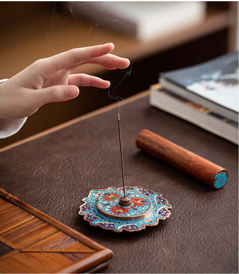 European Retro Zinc Alloy Incense Holder