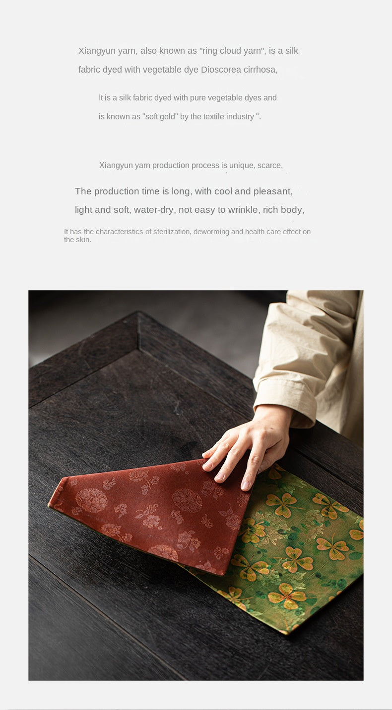 Chinese Style Xiangyun Silk Tea Mat