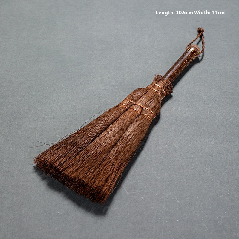 Brown Hair Tea Set Brush