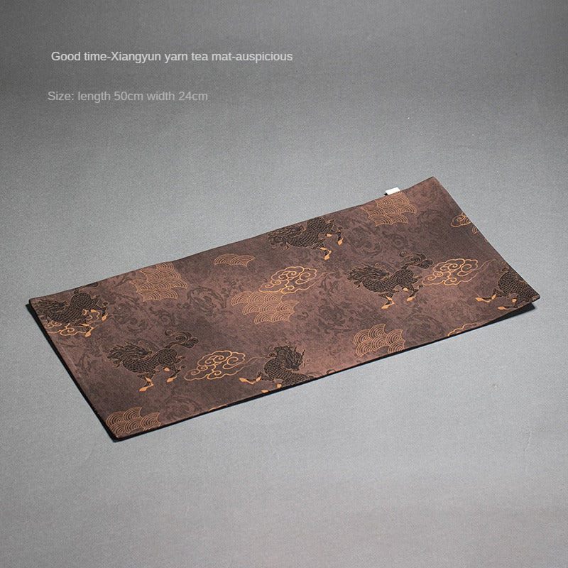 Chinese Style Xiangyun Silk Tea Mat