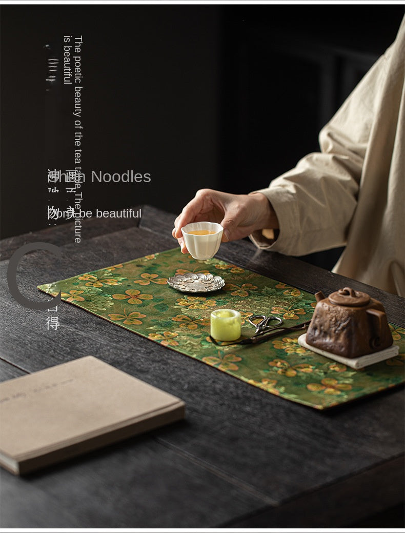 Chinese Style Xiangyun Silk Tea Mat