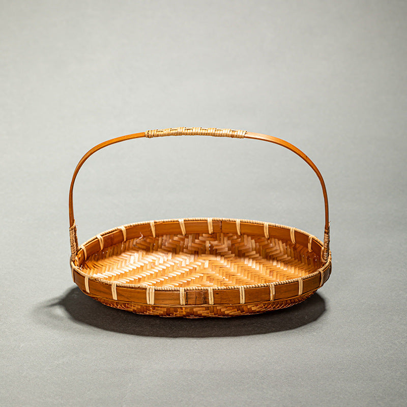 In Chinese Antique Style Bamboo Woven Cabas