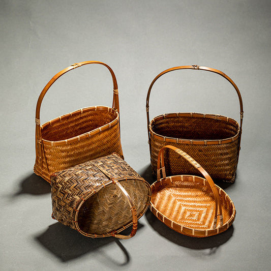 In Chinese Antique Style Bamboo Woven Cabas