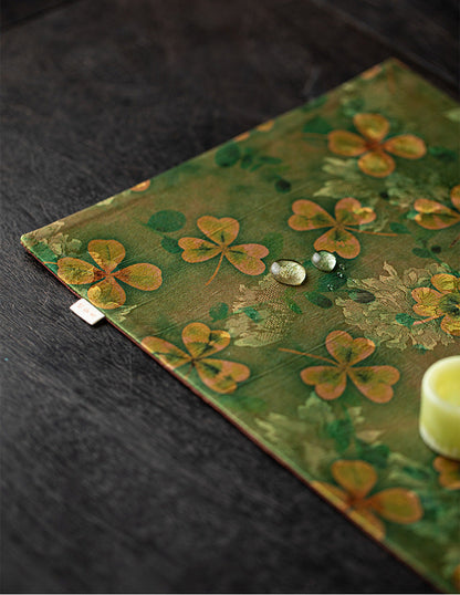 Chinese Style Xiangyun Silk Tea Mat