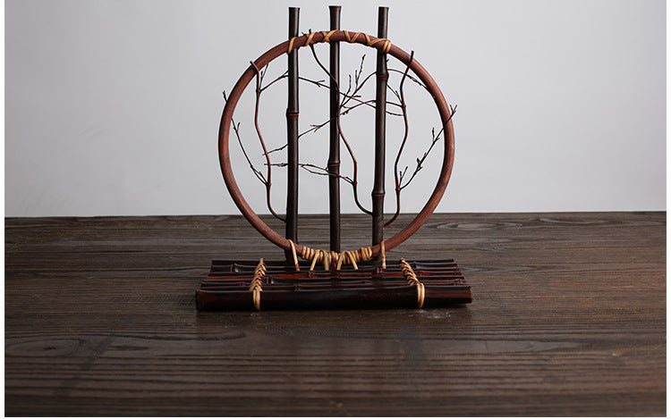 Round Black Bamboo Flower Device