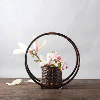 Vintage Lacquer Flower Vase Flower Arrangement
